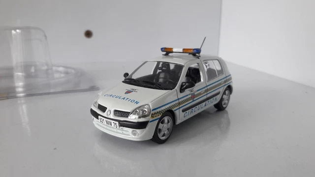 RENAULT CLIO 1.9 dci police circulation 2002 norev 1/43 EUR 39,95