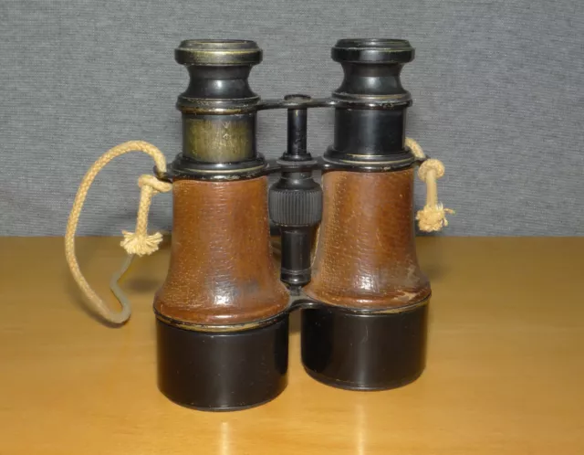 Binoculares de pie de gallo militares Petit Paris MK V Wide Reino Unido de la Primera Guerra Mundial, estuche de batalla G. 1918