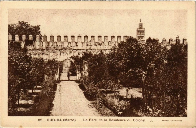 CPA AK OUDJDA - The Park of the Residence of the Colonel Morocco (797242)
