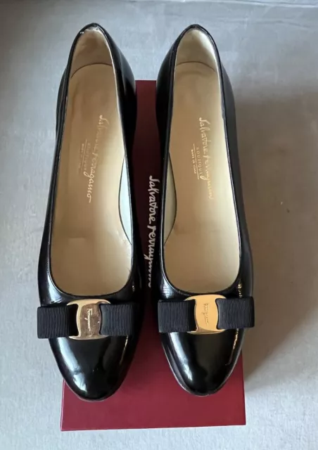 Salvatore Ferragamo Vara Lillaz New Black Patent Bow Pumps Heel Shoes 10B