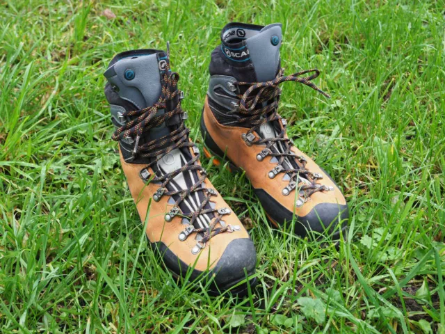 +++ Scarpa Mont Blanc Pro GTX Herren Gr. 8,5 / 42,5 Kategorie D +++