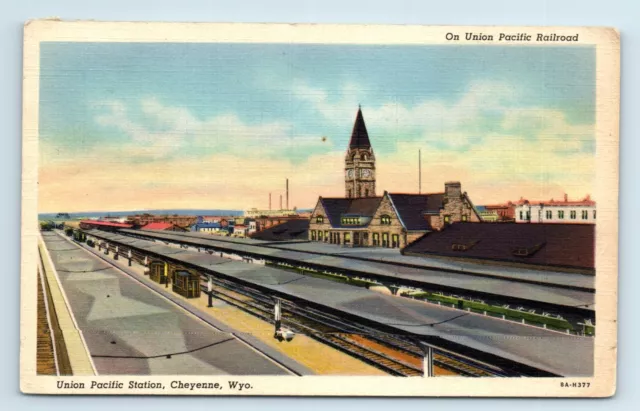 Postcard Union Pacific Station, Cheyenne WY RR linen posted G93