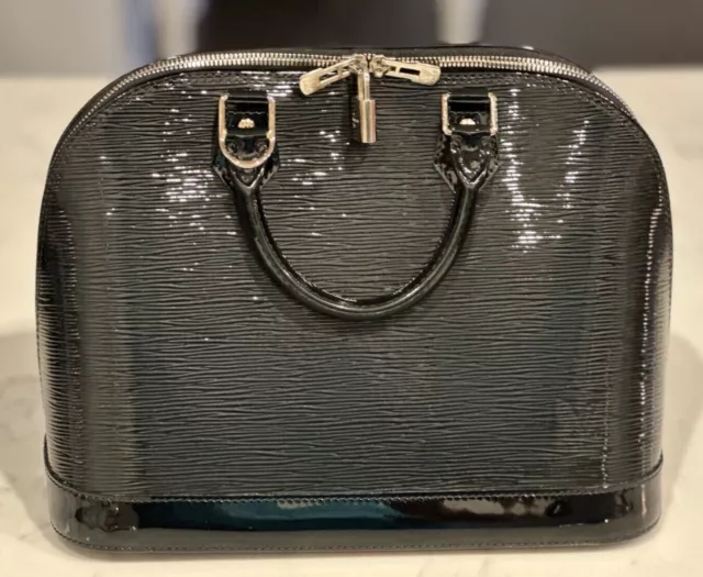 Louis Vuitton Epi Passy PM Handbag M59262 Noir Black Leather