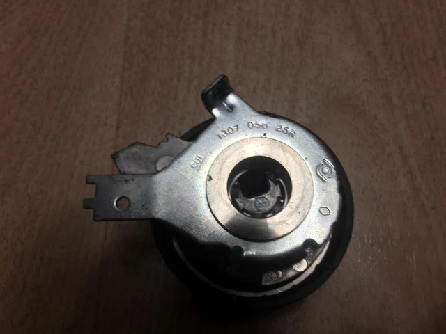 Galet tendeur RENAULT KANGOO 2 PHASE 2 1.5 DCI - 8V TURBO /R:67325185 3
