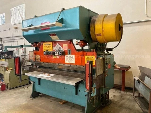 55-Ton Chicago Dreis & Krump 8' Press Brake - Oakland, CA - Free Loadout !