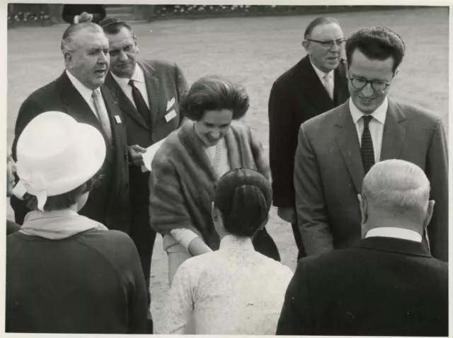 La reine Fabiola et le roi Baudouin de Belgique Vintage silver print Tirage ar