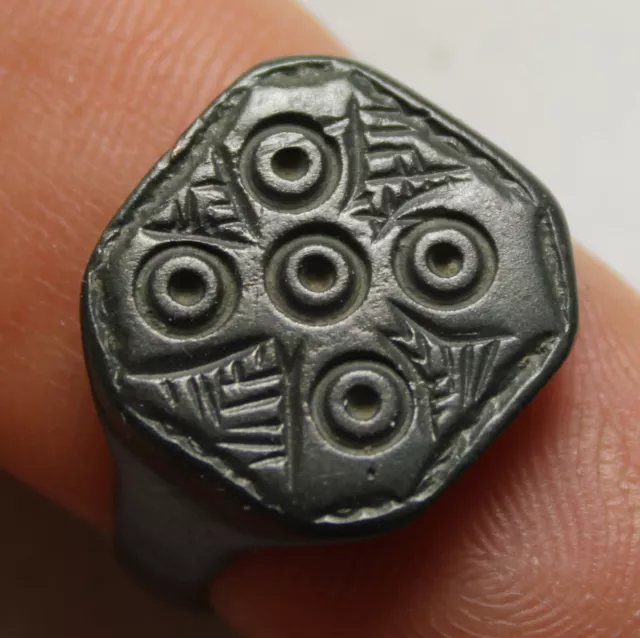 Rare genuine Ancient Roman Celtic Evil eye wounds of Christ ring superb artifact