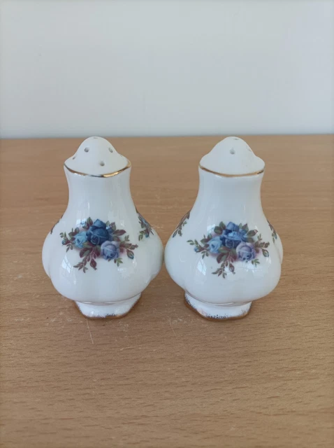 Royal Albert ""Moonlight Rose"" Salz- & Pfefferstreuer