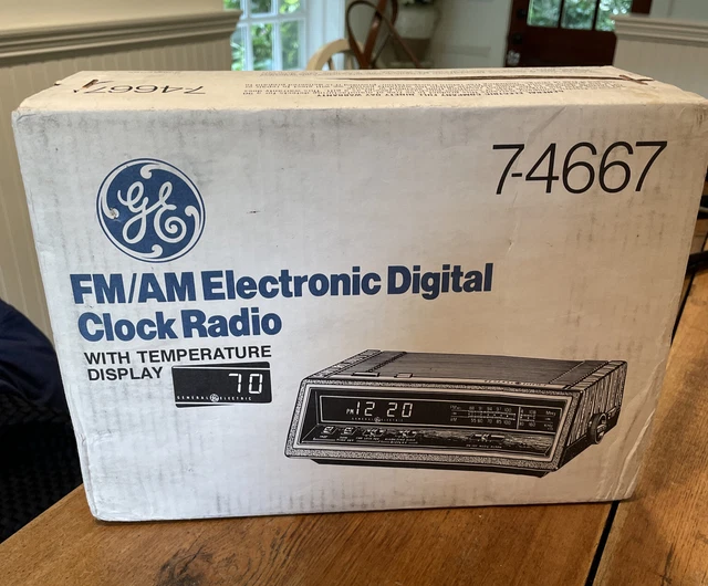 NEW GE General Electric AM/FM Temperature Digital Clock Radio Alarm 7