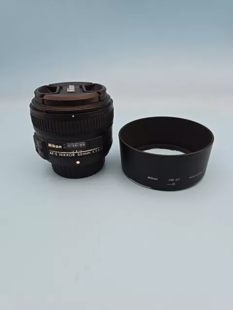 Nikon AF-S Nikkor 50mm f/1.8 G Lens + Lens Hood + Front&Rear Cap