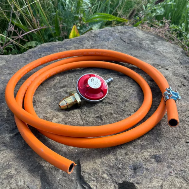 Propane Gas Regulator with Hand Wheel and 2 Metre 8mm ID Hose Pipe And 2 Clips