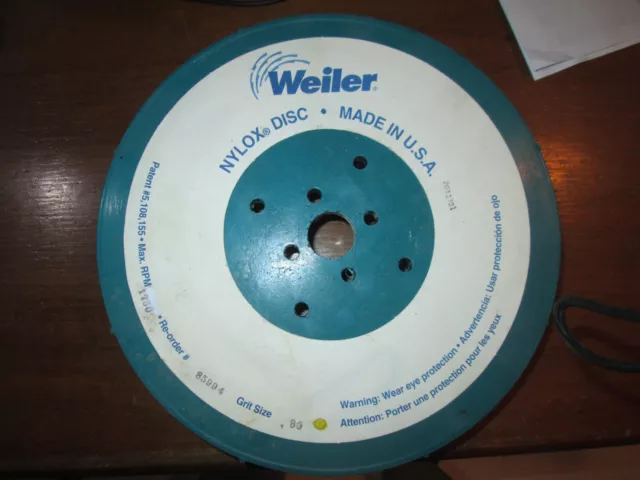 Weiler 85994 9" Maximum Density Nylox Disc Brush, 80gr Crimped Rectangular Fill