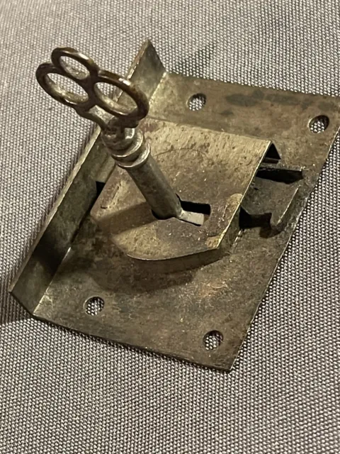Early Period Antique Carpenter Chest Blanket Box Lock w/ Key