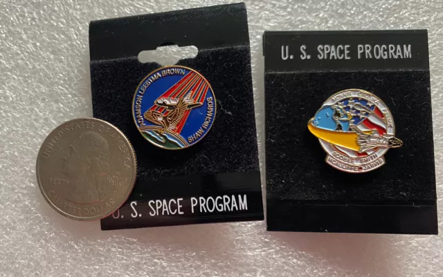 NASA U.S. Space Program Enamel Lapel Hat Pin Spaceship Shuttle Lot of 2 3