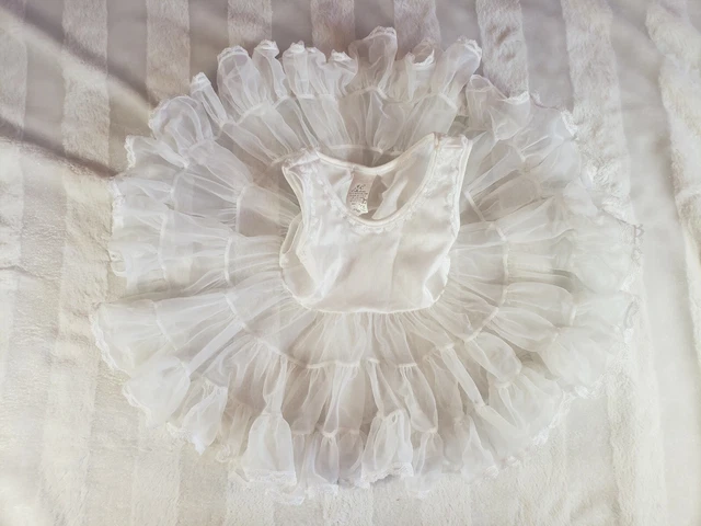 IC (JC) Collection Girls 6M White Lace Trim Ruffled Full Circle Slip USA Vintage