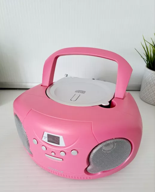 Groov-e Boombox GV-PS713-PK Portable CD Player - Pink FREEPOST