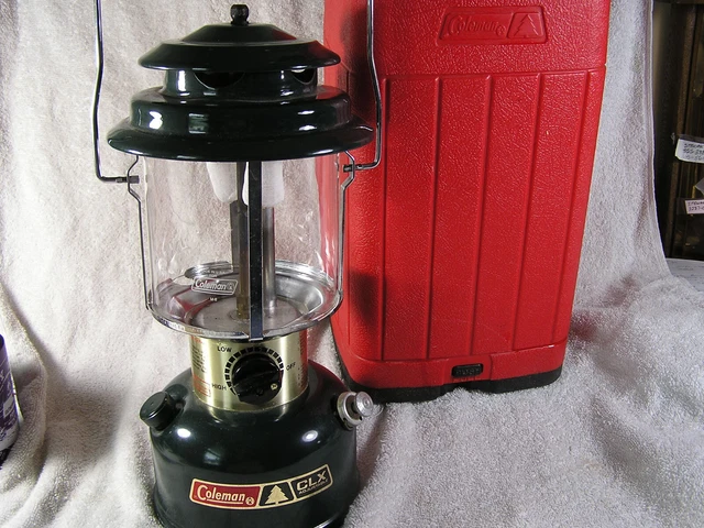 Vtg Coleman CLX  Lantern Model 290  3/84  - w/ case Dual Mantel NICE ONE