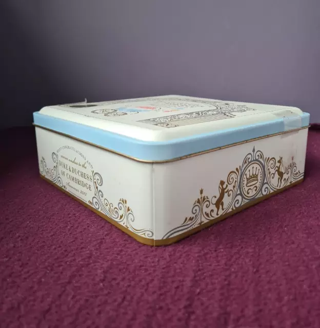 Sealed Biscuit Tin Prince George Duke & Duchess of Cambridge Royal Baby 2013 2