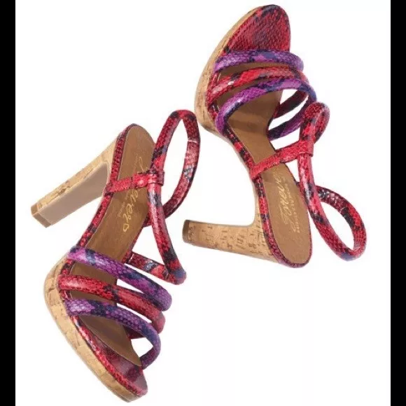 NWOB Forever selected by Paula Abdul Exotic Print Strappy Heels Size 8