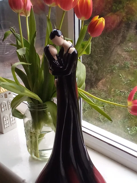 The leonardo collection rare couple figurine faceless black & red large gift wed