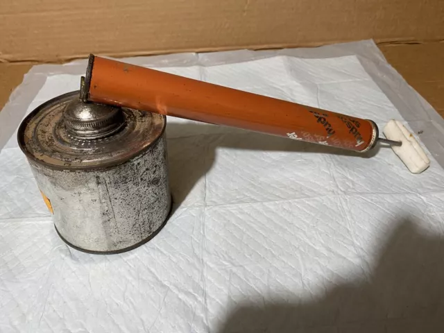 Vintage Hudson Hand Pump Bug Sprayer/Duster. Metal Canister