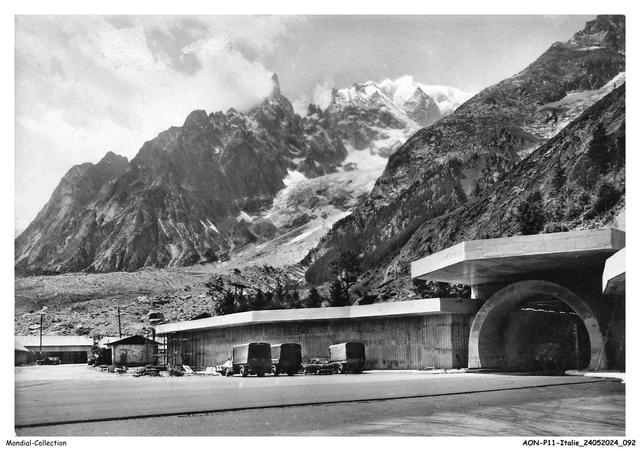 Cartolina Courmayeur - Village d'Entréves - Le Glacier de la Brenva et le M. Bla
