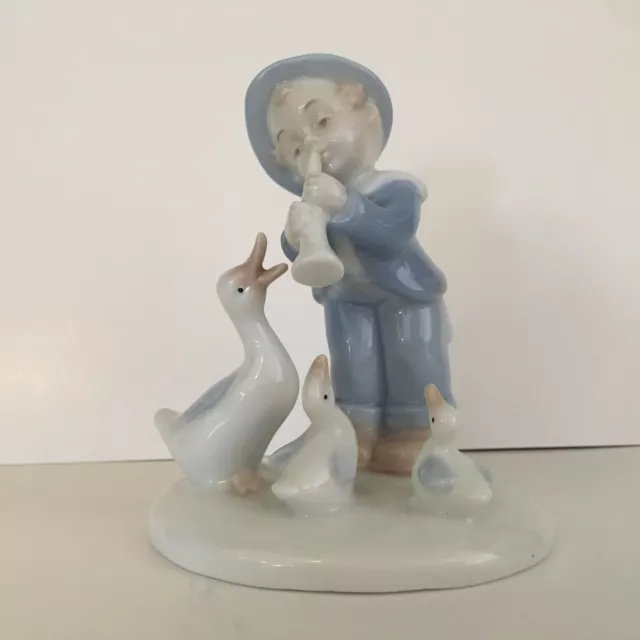 Vintage Little Boy Blue Horn Ducks Lippelsdorf GDR Porcelain Figurine Germany