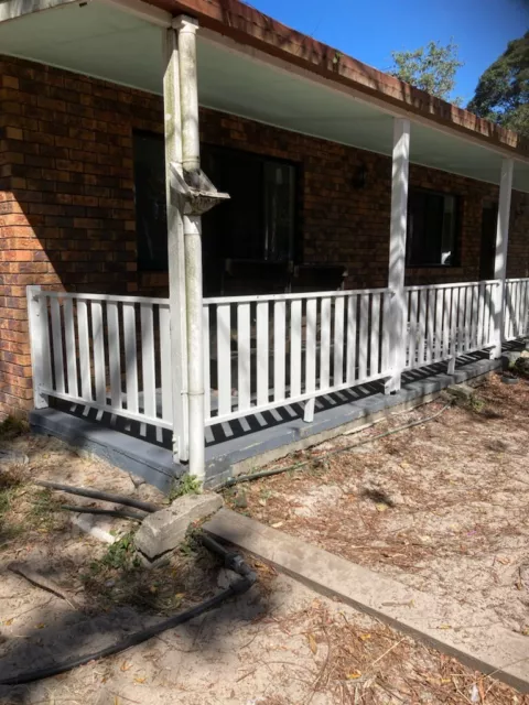 Aluminium Deck Fences Square Top Vertical Slat SQM Rate Balcony Railing