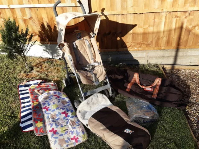 MacLaren Techno 4 Seasons Pushchair + rain cover, foot muff,seat changes + 😊