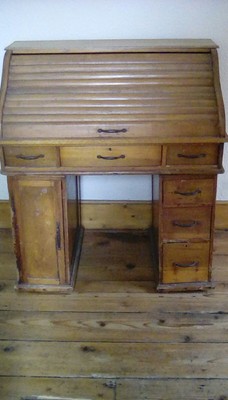 antique child's roll top desk 10