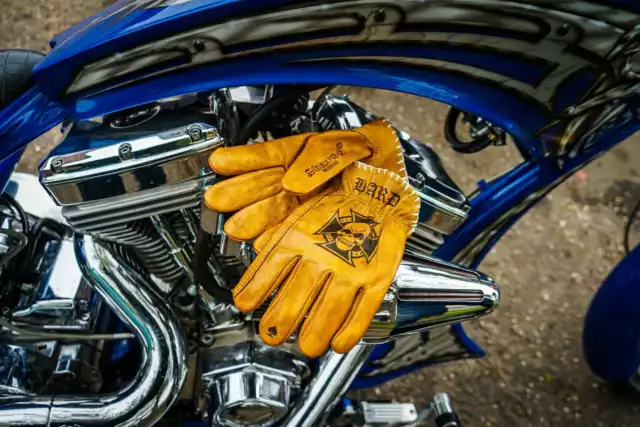 Svarog Motorcycle  Real Leather Biker Gloves, Shanks For Chopper Harley Bobber