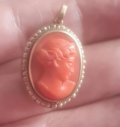 Carved Antique Georgian Victorian Gold Natural Coral Seed Pearl Cameo Pendant *