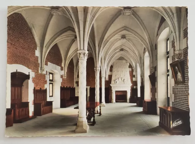 Vintage Les Merveilles Du Val De Loire France Postcard Ephemera