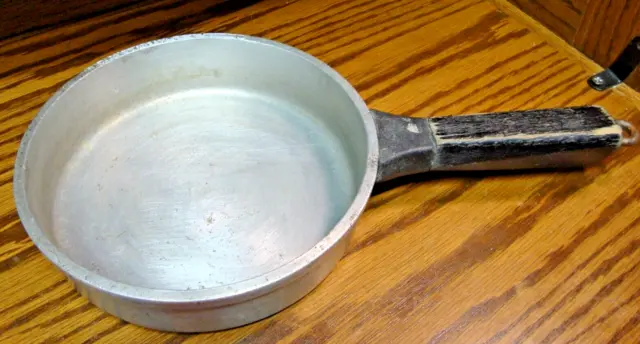 Vtg  Miracle Maid Cookware Fry Pan Skillet Aluminum Thick~Wood Handle~Camp   AA2