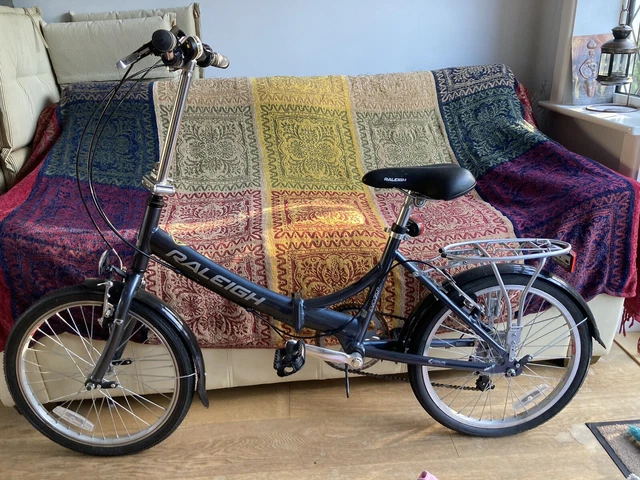 Raleigh evo 7 folding bike on sale