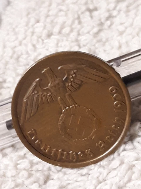 1939  WW2 German 2 Pfennig Coin, Heavily Circulated With Flaws ☆ 3