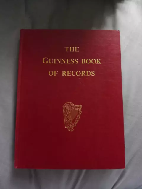 THE GUINNESS BOOK OF RECORDS - 1966 - 13th EDITION