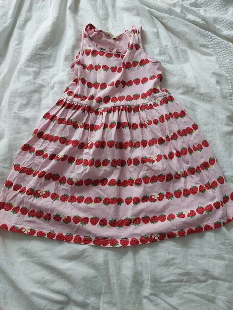 Girls clothes bundle age 4-5 Years 6