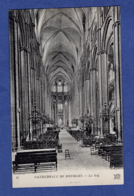 Jc * CPA / Carte Postale : Cathédrale de Bourges  .