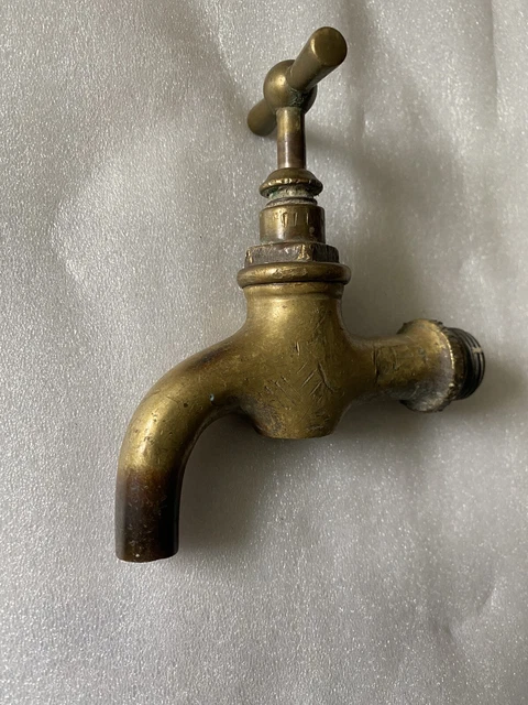Alter Messing Wasserhahn  Patina Brunnen Absperr Ablasshahn  1/2