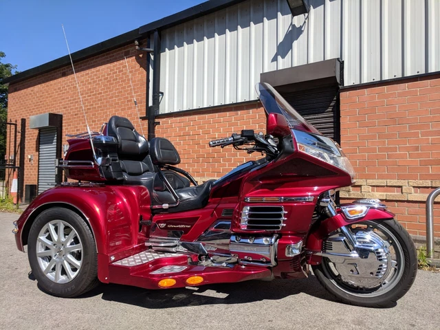 Autocollants Décoratifs Chromés Pour Bagages Arrière De Honda Goldwing 1800/1500 (GL1800, GL1500) 1990-2022, Kit Gauche Et Droit, 18x6 Cm