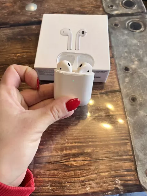 Apple AirPods 2nd Generation With Earphone Earbuds + Wireless Charging Box