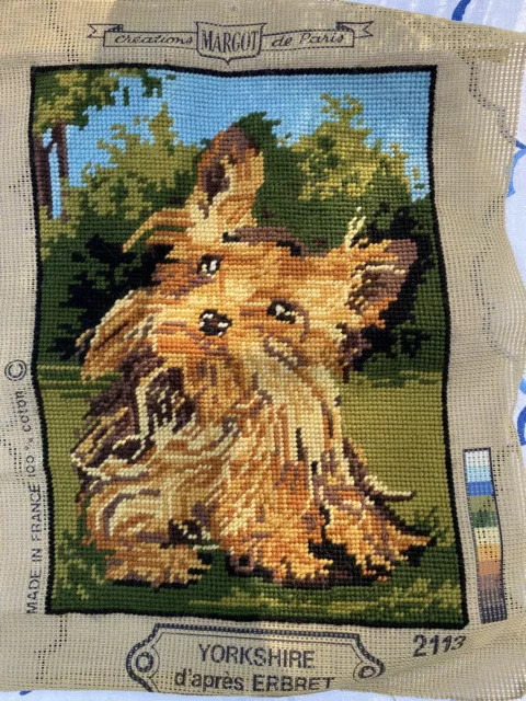 Margot of Paris - Fertigter Wandteppich - Yorkshire Terrier d'apres Ebret 21 x 30 cm 2