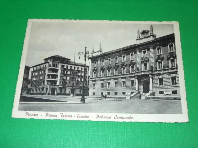 Cartolina Monza - Piazza Trento e Trieste - Palazzo Comunale 1940 ca