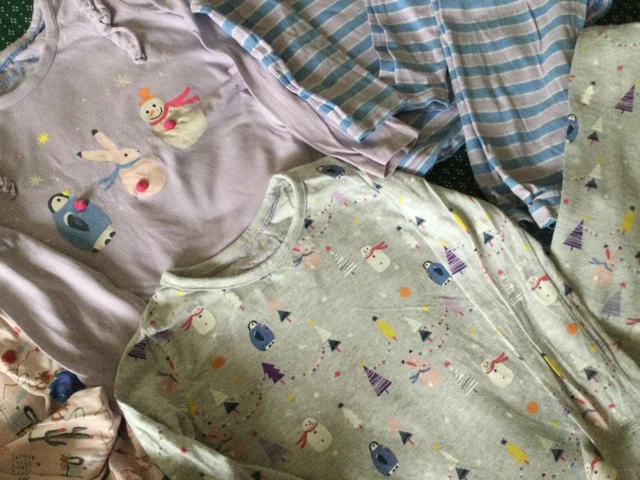 Pacchetto abbigliamento M&S per BAMBINA 3-4 ANNI