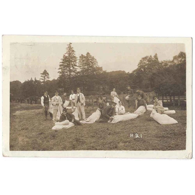 WW1 Soldiers of Queens Own Royal Yeomanry in Camp at SELKIRK RP Postcard 1914