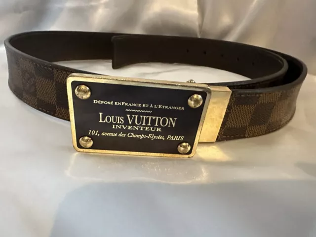 Louis Vuitton Cintura Uomo Saint-Hule Envan Tour Reversibile Marrone Pelle  ref.244540 - Joli Closet