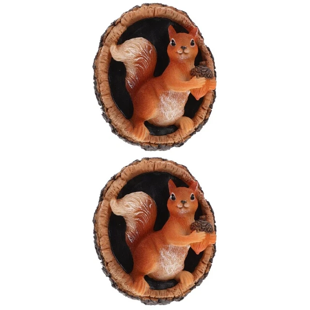 2 PCS Swing Décor Squirrel Pendant Resin Crafts Outdoor Hanging Decor Ornaments
