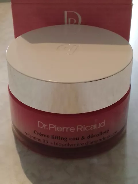 crème lifting cou et décolleté (rose) de Dr Pierre Ricaud