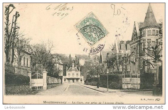 95 MONTMORENCY - the station, view taken from Avenue Emilie